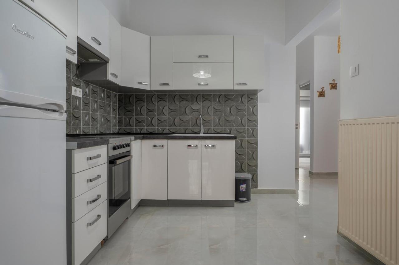 Kosmos Service Apartment City Center 3 With Additional Cost Parking 塞萨洛尼基 外观 照片